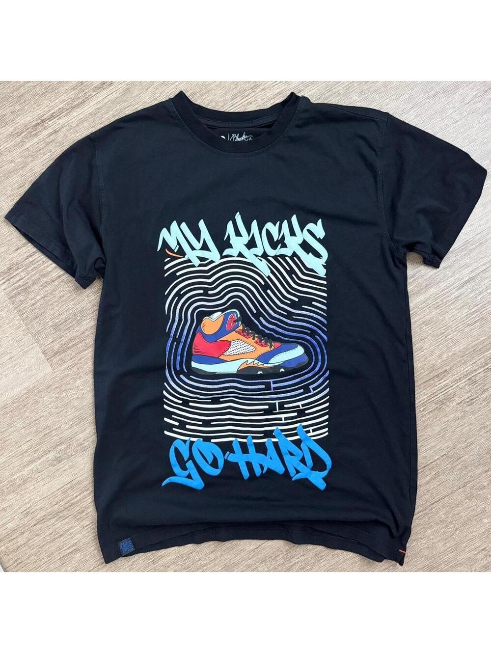 Bleecker & Mercer Men's Black 'My Kicks Go Hard' Graphic T-Shirt Size S